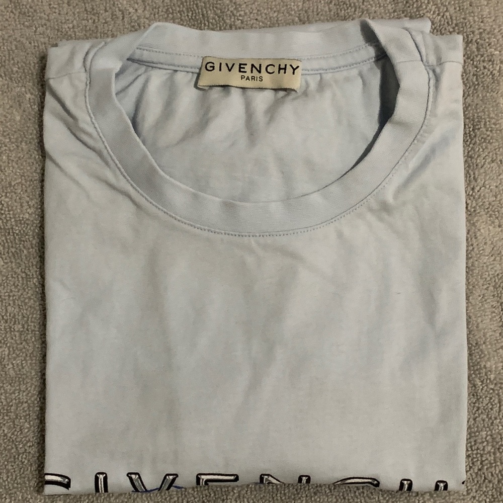 Givenchy t shirt